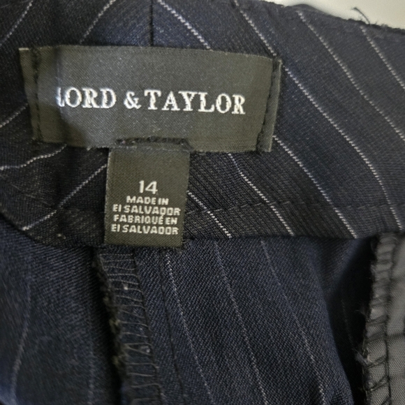 ⭐️Lord & Taylor Blue  Pants With White Pinstripe Kelly Ankle Size 14 - Picture 6 of 6